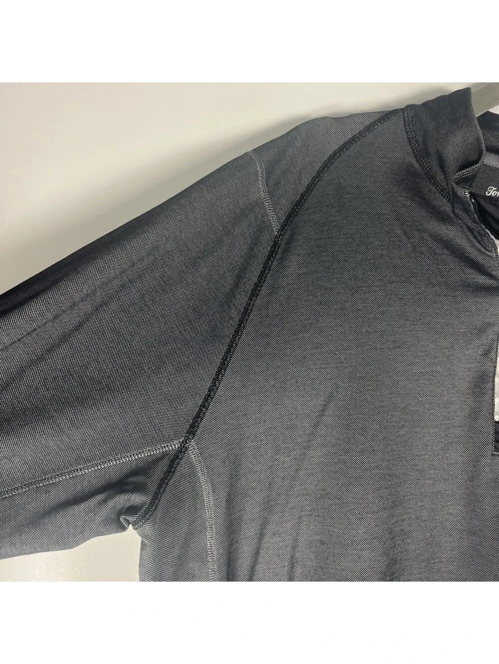 Tommy Bahama 1/4 Zip Pullover Long Sleeve Gray-Men’s XL